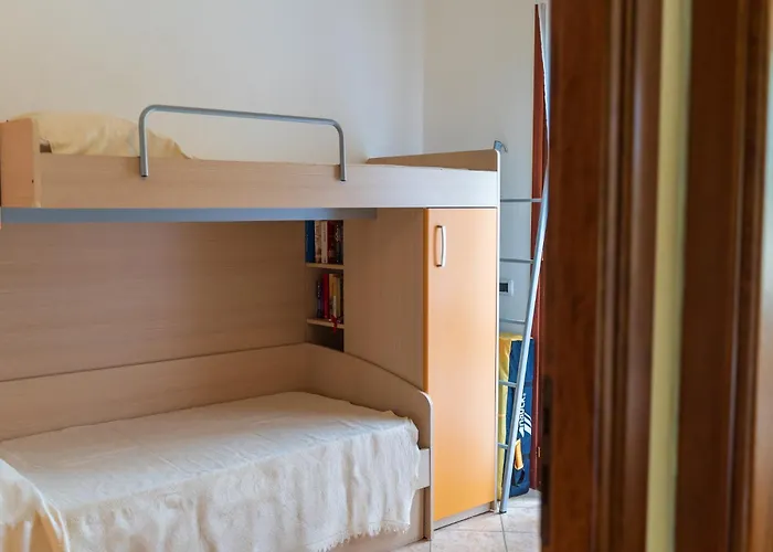 Nyaraló Sweet Simius